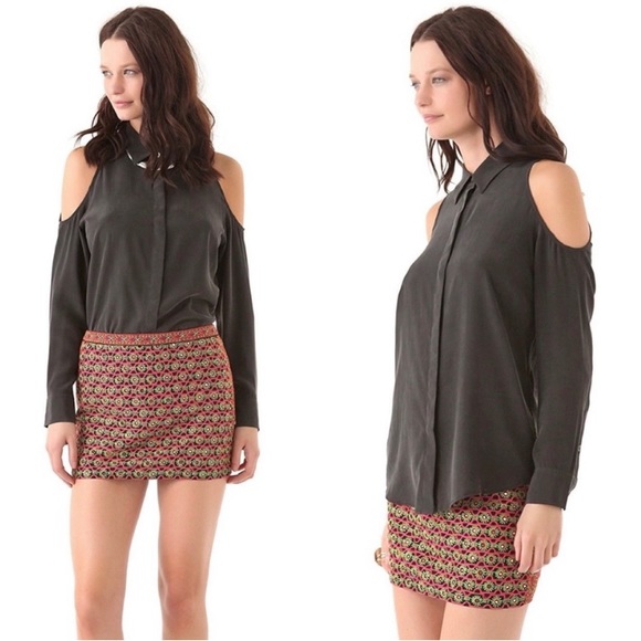 Equipment Tops - Equipment 100% Silk Nixie Cold Shoulder Button Down Blouse Collar Top Open Grey